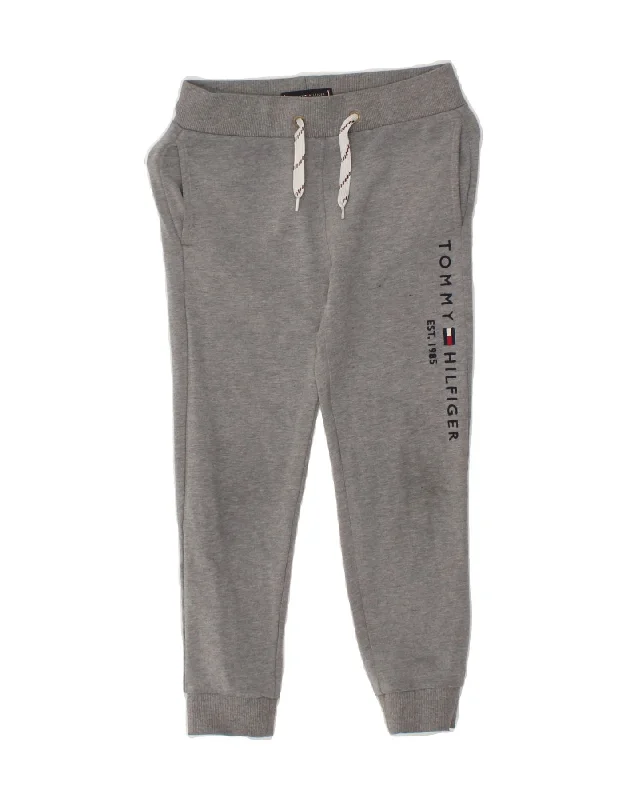 TOMMY HILFIGER Girls Graphic Tracksuit Trousers Joggers 5-6 Years Grey Trousers stylish modern Trousers stylish modern TOMMY HILFIGER Girls Graphic Tracksuit Trousers Joggers 5-6 Years Grey Trousers stylish modern Trousers stylish modern