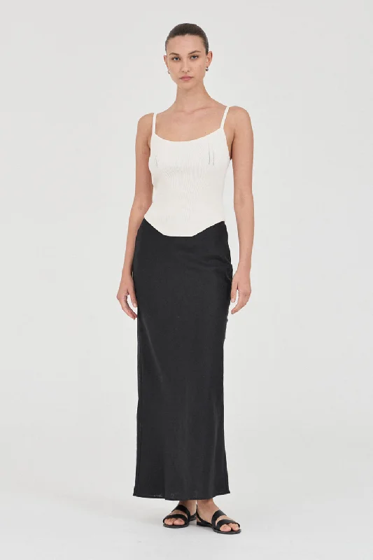 Oslo Crepe Knit Top Halter Neck Knit Tee
