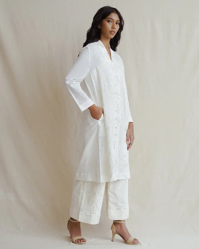 KAPAS - Embroidered Kebaya Coat Tailored Straight A-Line
