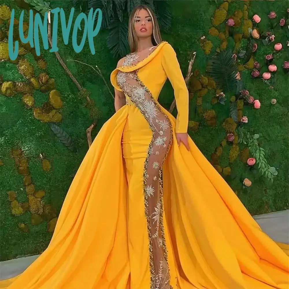 Lunivop Yellow Lace Crystal Prom Dresses 2024 Women Luxry S Line Slits Formal Party Dress One Shoulder Mermaid Bridal Gowns robes de soi Tunics Silk luxurious