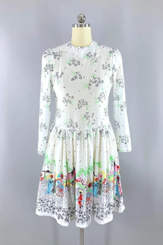 Vintage Mt. Fuji Japan Novelty Print Dress